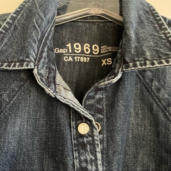 GAP dark Denim Shirt XS 1969 Collection - Picture 4 of 15